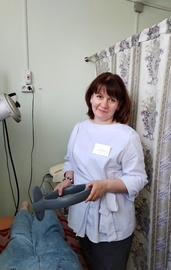 Лихачевская Анастасия трудится медсестрой в физиокабинете